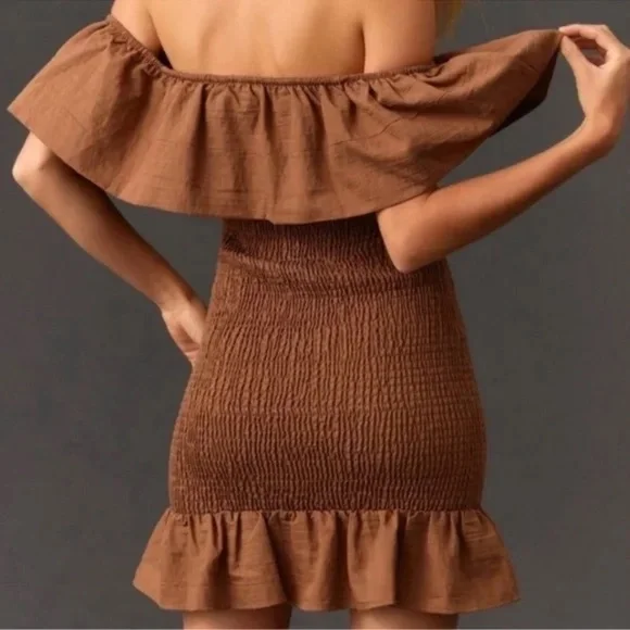 NWT Anthropologie Off-The-Shoulder Smocked Mini Dress Brown Size XS - Picture 4 of 5